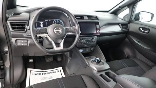 2025 Nissan LEAF S - Image 16