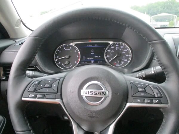 2023 Nissan Sentra SV - Image 12