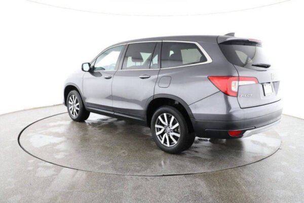 2022 Honda Pilot EX-L - Image 2