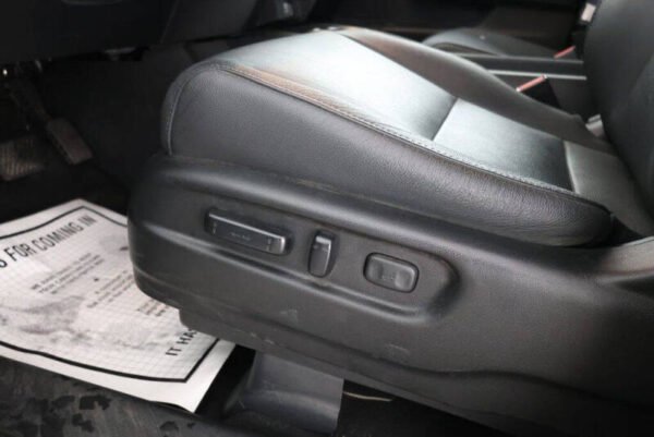2022 Honda Pilot EX-L - Image 8