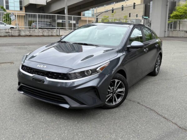 2023 Kia Forte LXS - Image 20