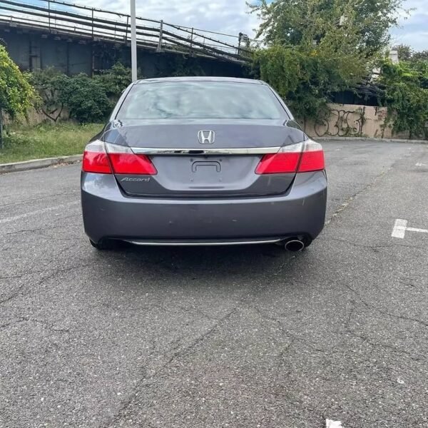 2015 Honda Accord - Image 7