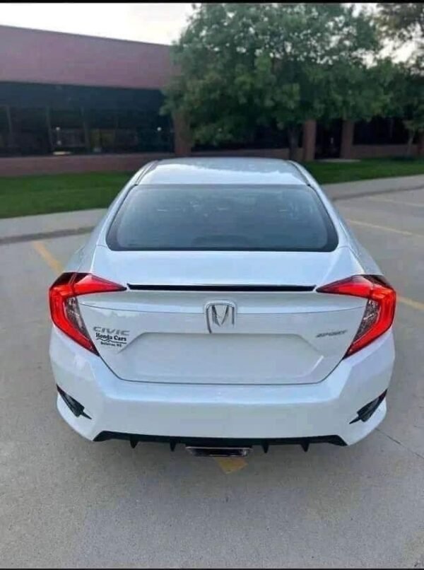 2019 Honda Civic - Image 5
