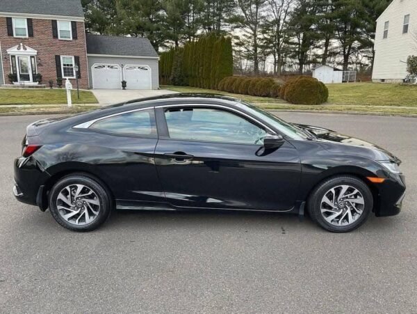 2019 Honda Civic LX 13k miles, - Image 7