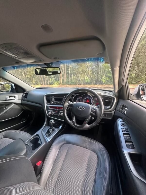 2012 Kia Optima - Image 4