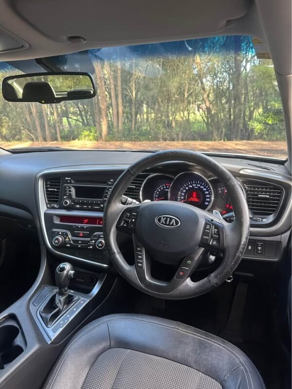 2012 Kia Optima - Image 5