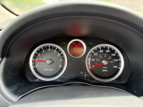 2011 Nissan Sentra 2.0 SR  111,207 mi. - Image 17