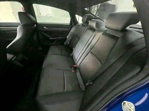2018 Honda Accord 2.5sl - Image 6