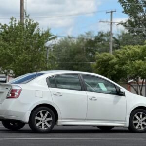 2011 Nissan Sentra 2.0 SR  111,207 mi.