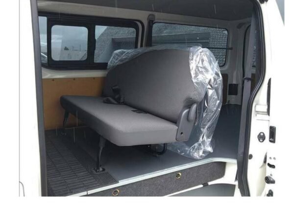 2017 TOYOTA HIACE KDH201V - Image 4